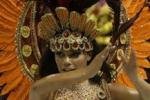 Королеву карнавала в Рио наказали за полную наготу