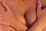 Ученые: Секс увеличивает грудь