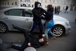 Националисты избили протестующих геев и лесбиянок в Петербурге