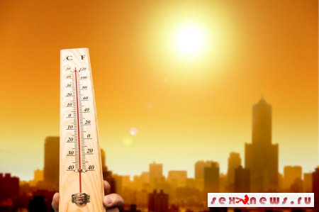 Медики предупреждают об опасности жары для детей